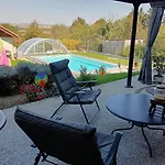 Quarto em Acomodações Particulares D'hôtes Piscine Couverte&chauffée Bouquemont