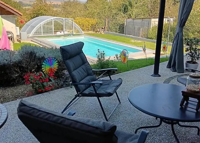 Séjour chez l'habitant D'hôtes Piscine Couverte&chauffée Bouquemont